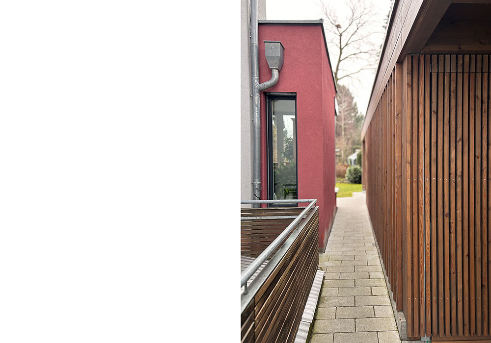 Foto eines Carports aus Holz